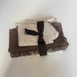 FABRIC BUNDLE Brown